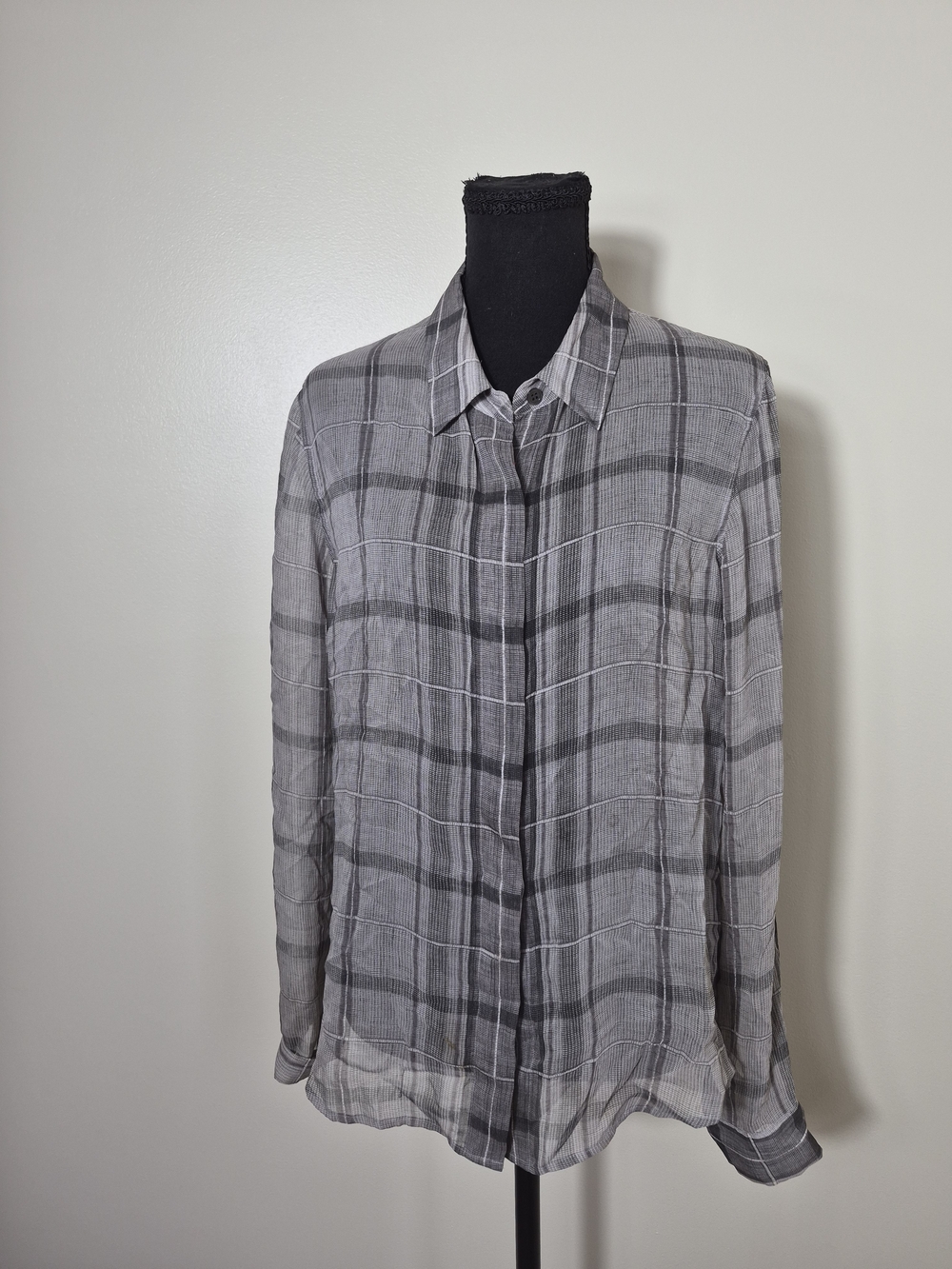 Theory Biddy Lattice Plaid 100% Silk Button Down Blouse Gray Size L